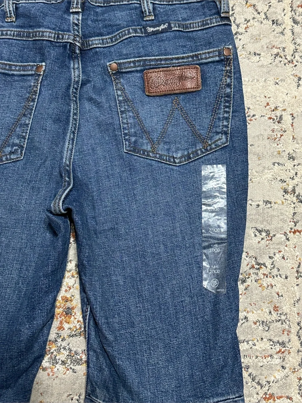 Wrangler Retro high rise flare jeans size 27 x 30 - Picture 9 of 15
